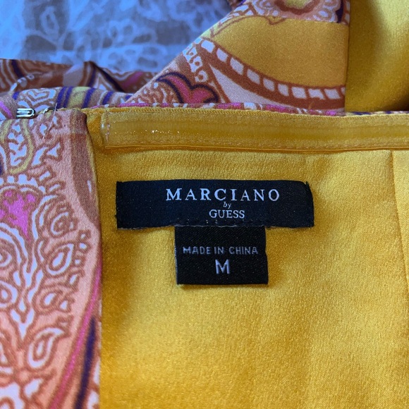 Crop top with design - Picture 3 of 6